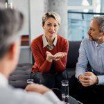 Izgradnja poverenja u medijaciji: kako uspešno voditi prvi sastanak sa klijentima